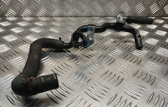 Engine coolant pipe/hose