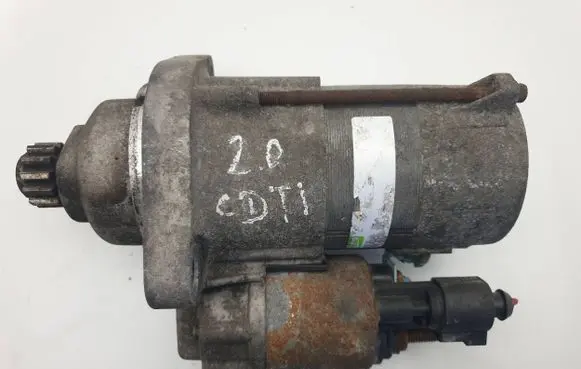 Opel Insignia A Starter motor