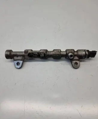 Alfa Romeo Giulietta Fuel main line pipe 55215208 984371 0445214192