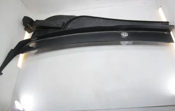 Volkswagen Taigo Wiper trim 2G1819403G 2G2819403A