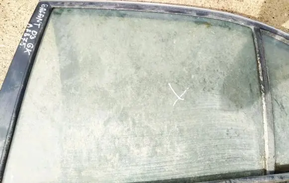 Mitsubishi Galant Rear door window glass