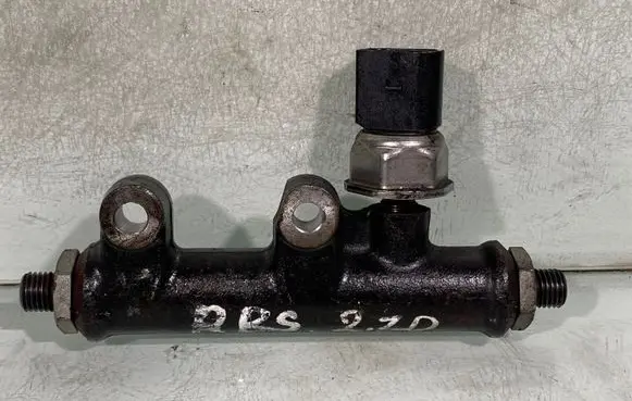 Fuel main line pipe