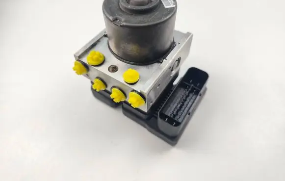 Suzuki Ignis ABS Pump 06210201154 06210901493 5WK84119