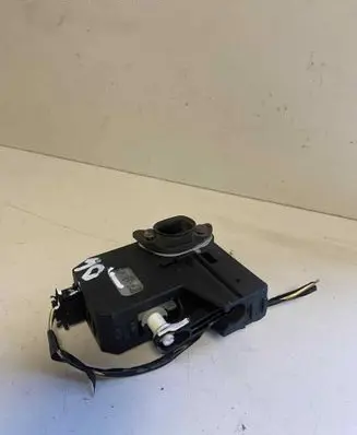 Volvo C30 Fuel tank cap lock 30716522
