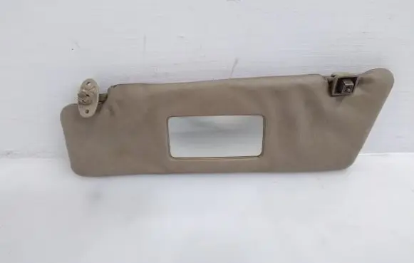 Mercedes-Benz E W124 Sun visor