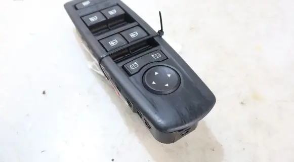 Renault Megane III Electric window control switch