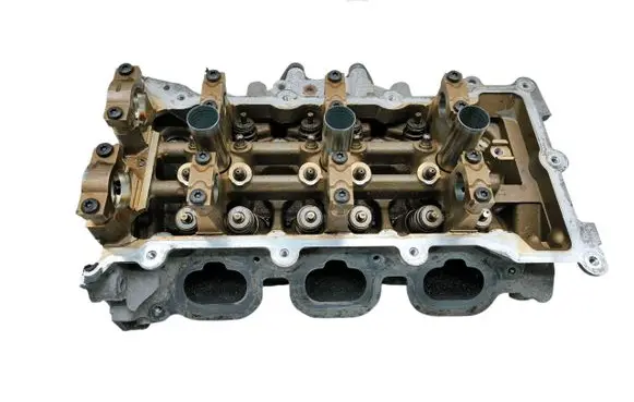 Dodge Charger Engine head 05184510AP