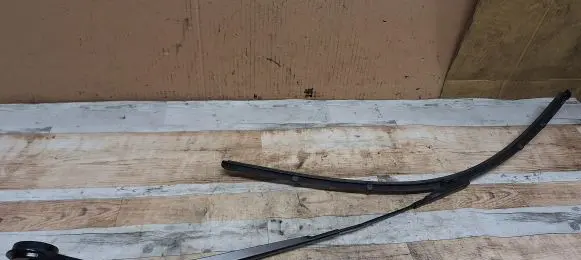 Ford Focus Front wiper blade arm CM5117B589BB CM5117B589