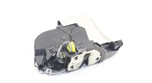 Honda Jazz IV GR Coupe door lock (next to the handle) M4912120