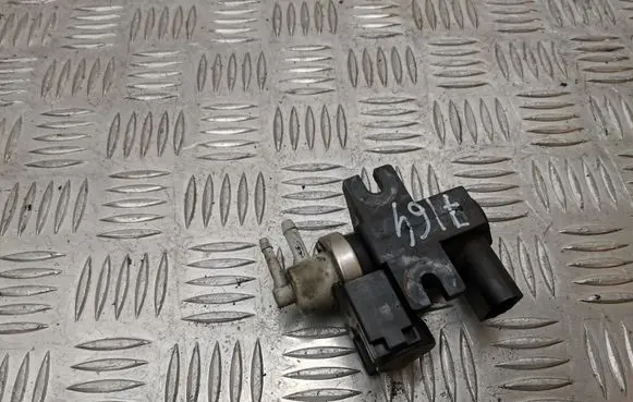 Audi A4 S4 B7 8E 8H Turbo solenoid valve 8E0906627C 72290313