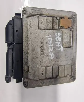 Seat Ibiza III (6L) Engine control unit/module 03E906033P