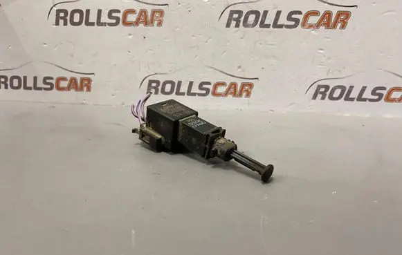 Volkswagen Transporter - Caravelle T4 Brake pedal sensor switch 1J0945511A