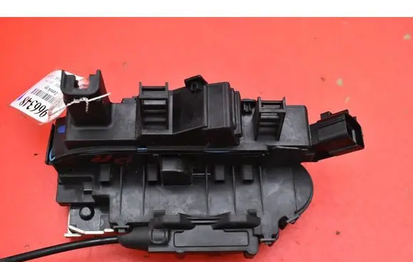 Fiat Croma Front door lock 51780200