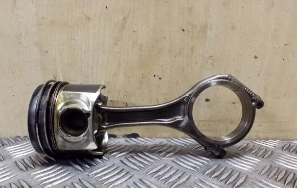 Volkswagen Touareg II Piston with connecting rod 83L82 BHS 59AE