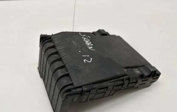 Volkswagen Sharan Fuse box cover 1K0937132F