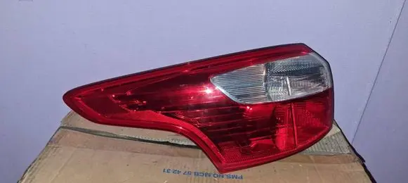 Ford Focus Rear/tail lights BM5113405SE