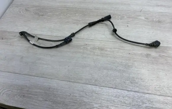 Porsche Cayenne (92A) Front ABS sensor wiring 7P0971279C