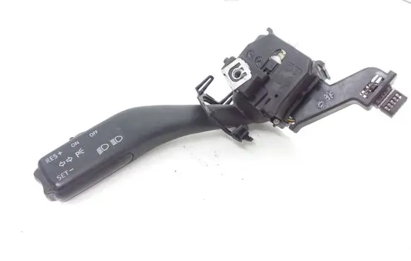 Skoda Octavia Mk2 (1Z) Indicator stalk 1K0953513A