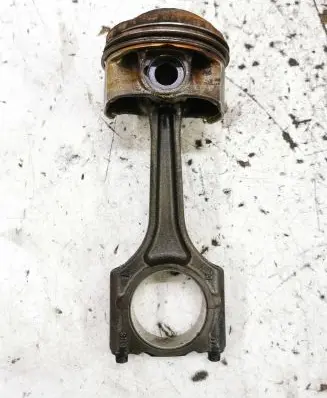Piston with connecting rod