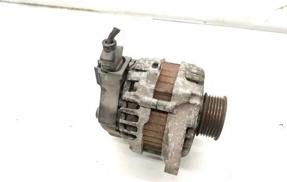 KIA Ceed Generator/alternator 373002B101