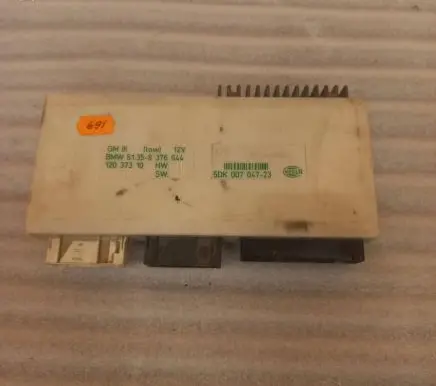 BMW 5 E39 Comfort/convenience module 61358376644 12037310