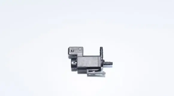 BMW 3 F30 F35 F31 Vacuum valve 7810831