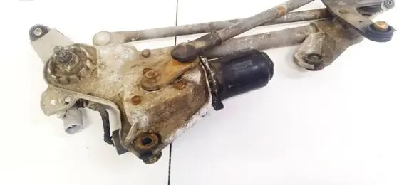 Mitsubishi Grandis Front wiper linkage and motor