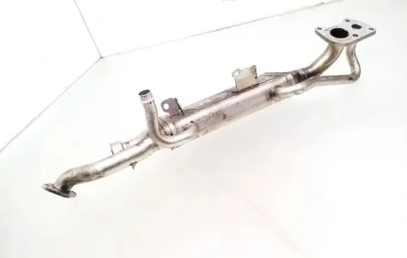 Mercedes-Benz CLS C218 X218 EGR valve cooler A6421401675
