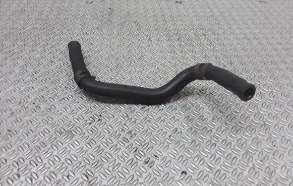 Toyota Avensis T250 Engine coolant pipe/hose