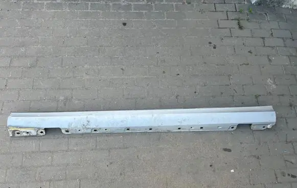 Mercedes-Benz C W203 Sill 