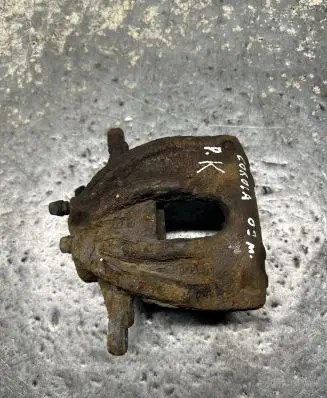 Toyota Corolla Verso AR10 Front brake caliper