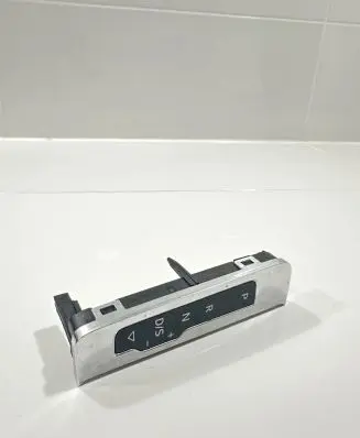 Audi A3 S3 8V Gear shift selector indicator 8V1713463A ETNCZF074A