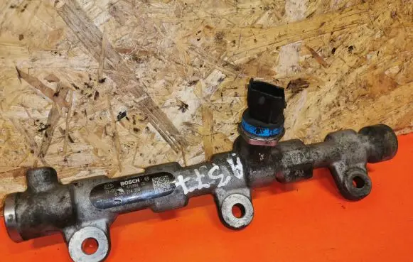 Opel Vivaro Fuel main line pipe 0445214258 470894
