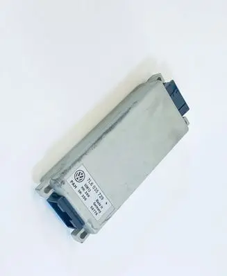Volkswagen Touareg I Phone control unit/module 7L6035729