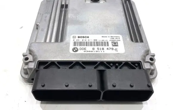 BMW 5 F10 F11 Engine control unit/module ECU 8518479