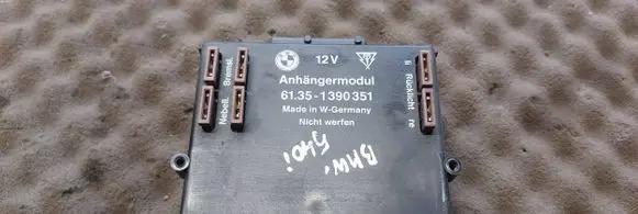 BMW 7 E32 Tow bar trailer control unit/module 1390351 61351390351