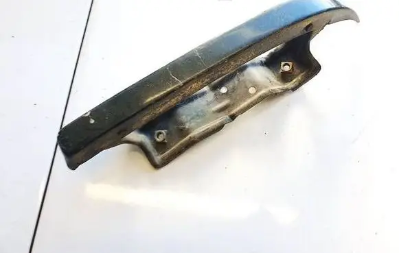 Rover 620 Under headlight/headlamp trim sn830r