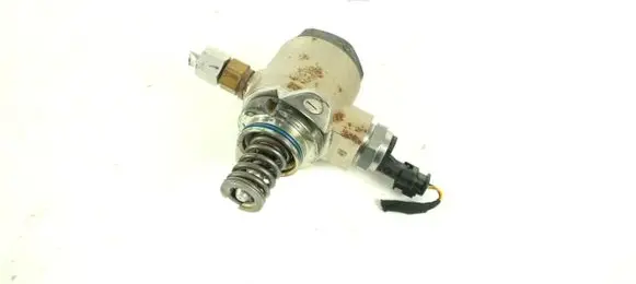 Audi A3 S3 8P Fuel injection high pressure pump 03C127026M
