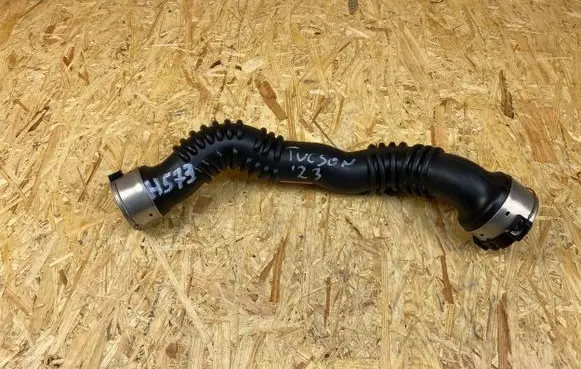 KIA Sportage Air intake hose/pipe 282602M410