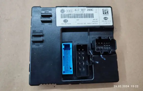 Audi Q7 4L Comfort/convenience module 4L0907289C