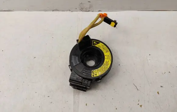 Toyota Avensis T250 Airbag slip ring squib (SRS ring) 8430605050 2BK0822