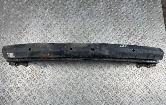 Subaru Impreza III Front bumper cross member
