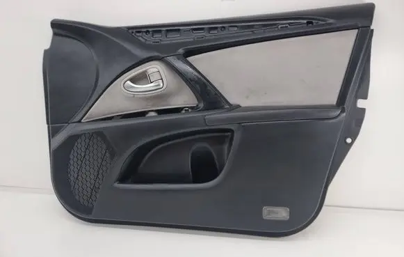 Toyota Avensis T270 Front door card panel trim 6762805050