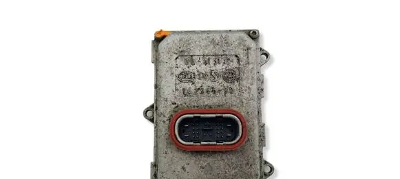 Mercedes-Benz ML W164 Headlight ballast module Xenon A0028206026