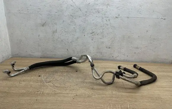 BMW 5 GT F07 Oil cooling pipe 7593001
