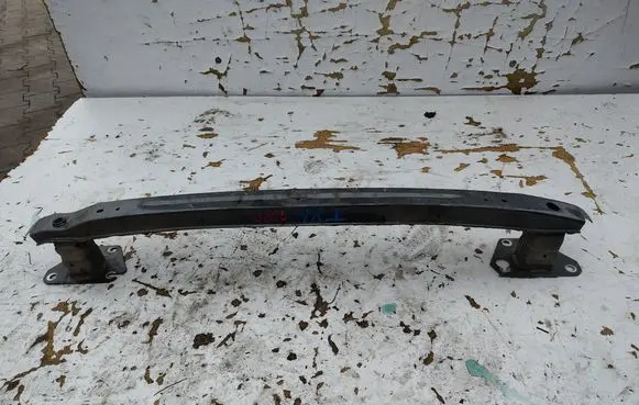 Peugeot 208 I Rear bumper support beam 