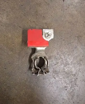 Peugeot 207 Positive cable (battery)