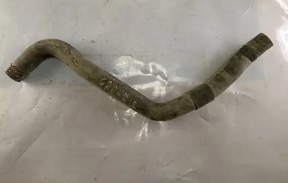 Mitsubishi Grandis Engine coolant pipe/hose
