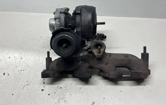 Audi A6 S6 C6 4F Turbo 038145702E GTI1749VA 717858S