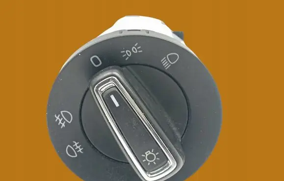 Skoda Rapid (NH) Light switch 5E09414311M